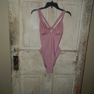 CUPSHE Women's V Neck Criss Cross Backless Rib One Piece Swimsuit Hipster (HH-3)